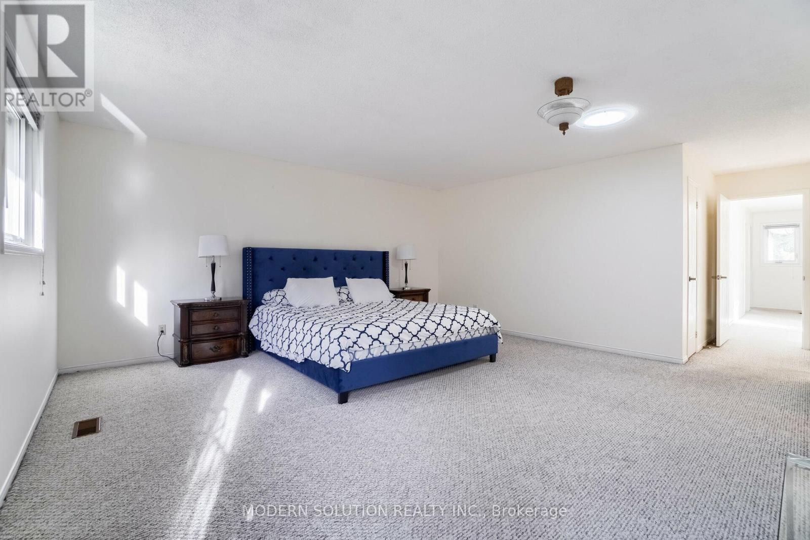 617 Curzon Avenue, Mississauga, Ontario  L5G 1P8 - Photo 24 - W12015706