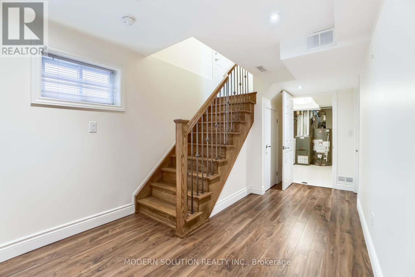 617 Curzon Avenue, Mississauga, Ontario  L5G 1P8 - Photo 39 - W12015706