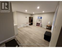 408 UPPER WELLINGTON STREET W, Hamilton, Ontario