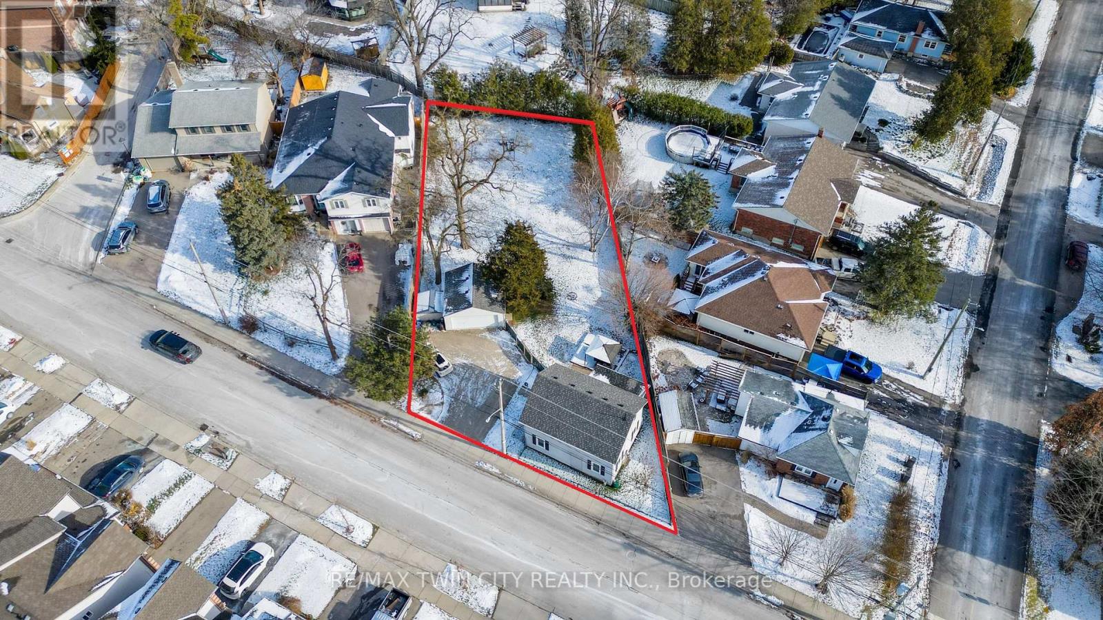 Property at 64 WOOLWICH STREET image 1