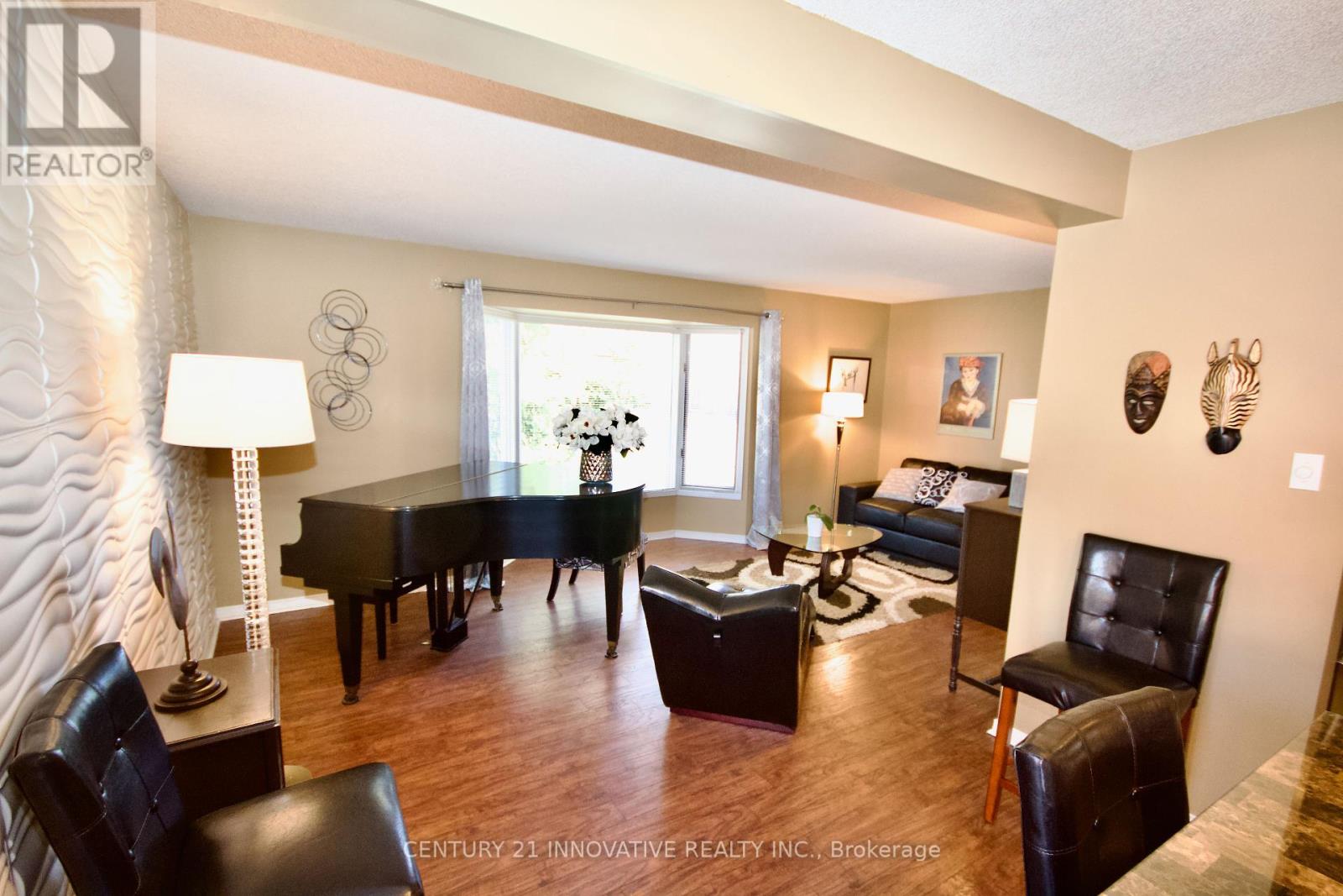 3157 Shadetree Drive, Mississauga, Ontario  L5N 6P3 - Photo 7 - W12015685