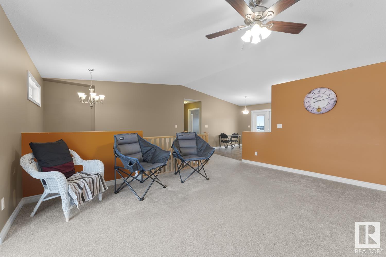 Property at 4807 64 AV image 4