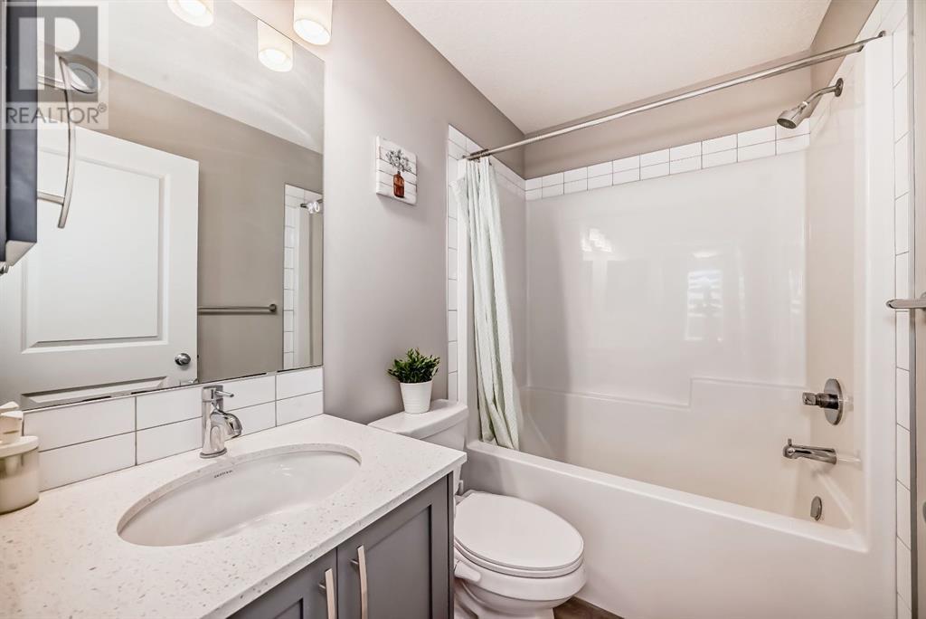 488 West Lakeview Drive, Chestermere, Alberta  T1X 2A4 - Photo 36 - A2193276