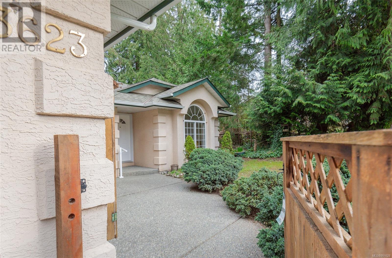 Property at 3623 Princess Ave image 4