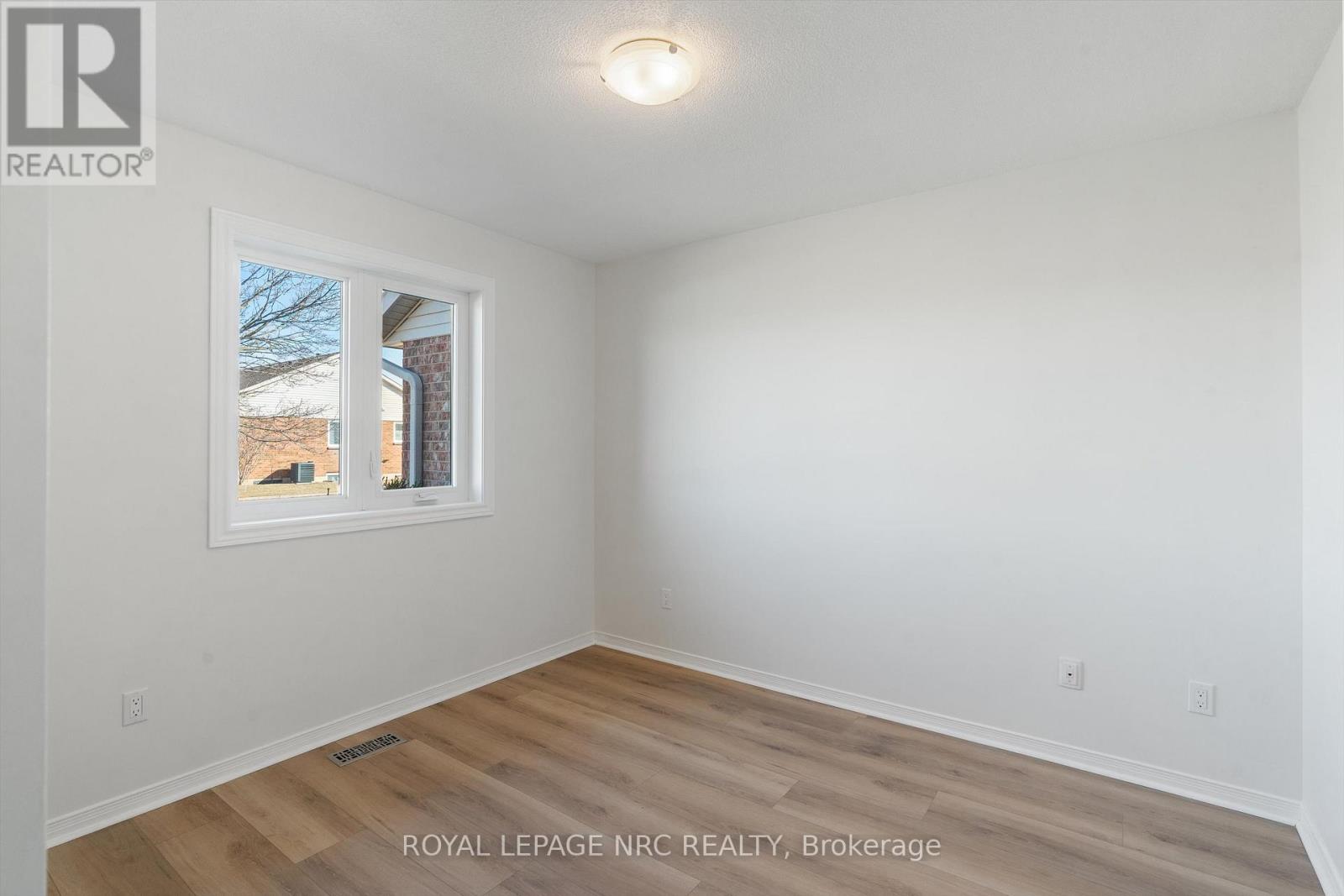 92 - 122 Bunting Road, St. Catharines (E. Chester), Ontario  L2P 3X7 - Photo 23 - X12014085