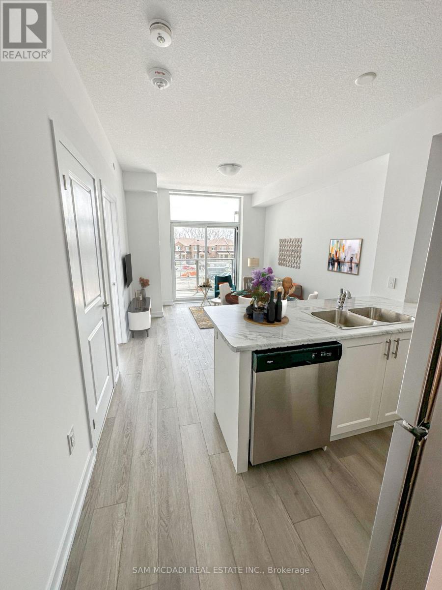 Property at 213 - 460 DUNDAS STREET E image 4