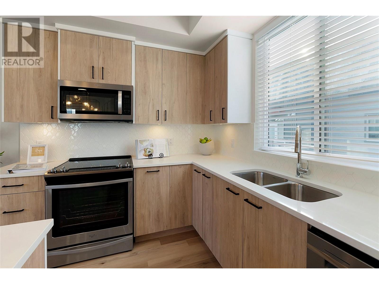 Property at 4025 Gellatly Road S Unit# 125 image 5