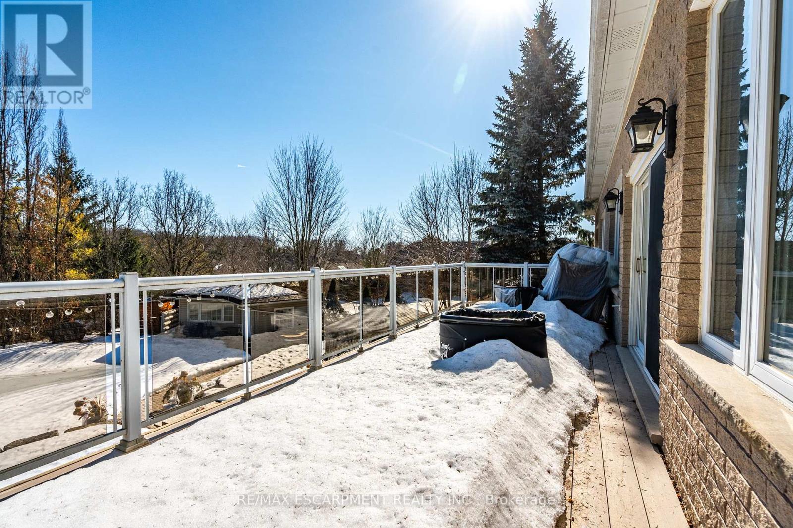 11 Palomino Drive, Hamilton, Ontario  L0R 1H3 - Photo 40 - X12015782