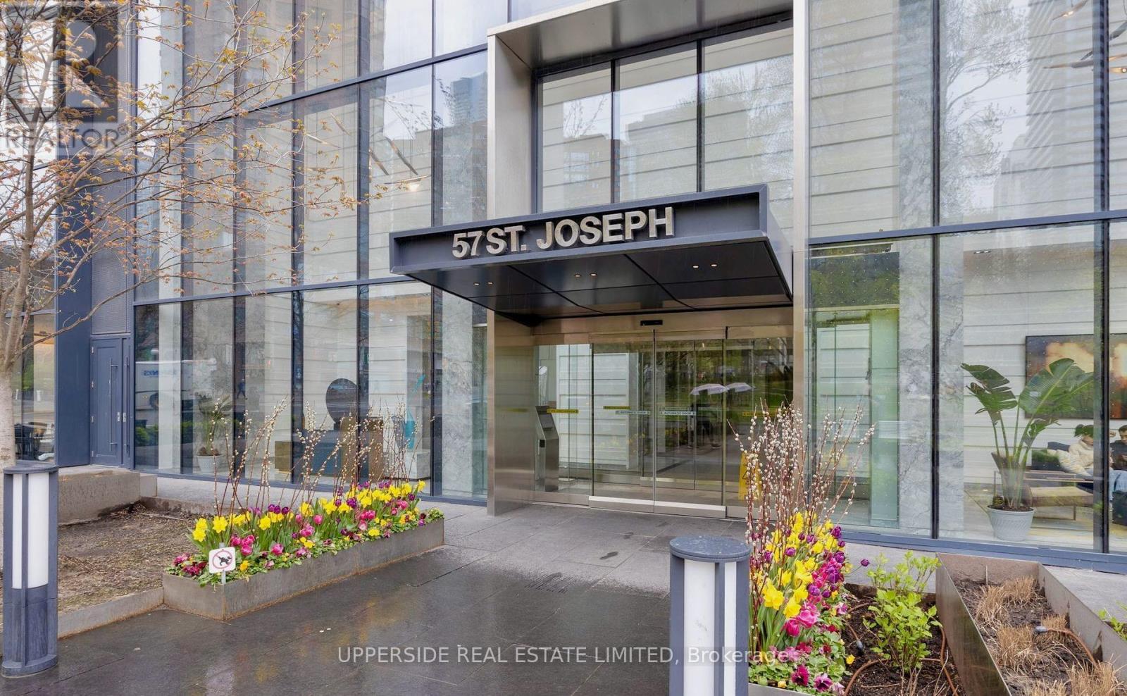 1222 - 57 St Joseph Street, Toronto, Ontario  M5S 0C5 - Photo 2 - C12012973