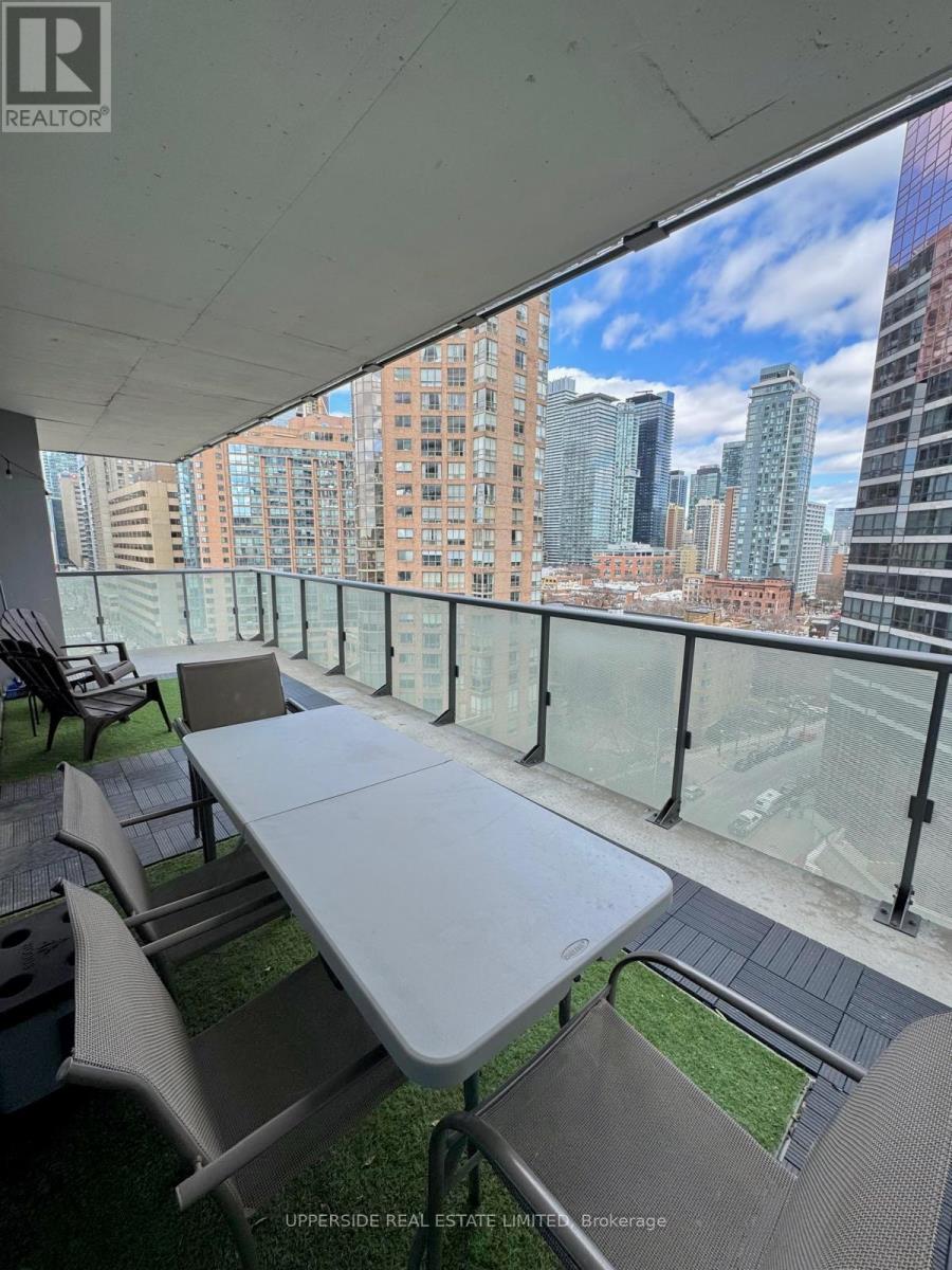 1222 - 57 St Joseph Street, Toronto, Ontario  M5S 0C5 - Photo 8 - C12012973