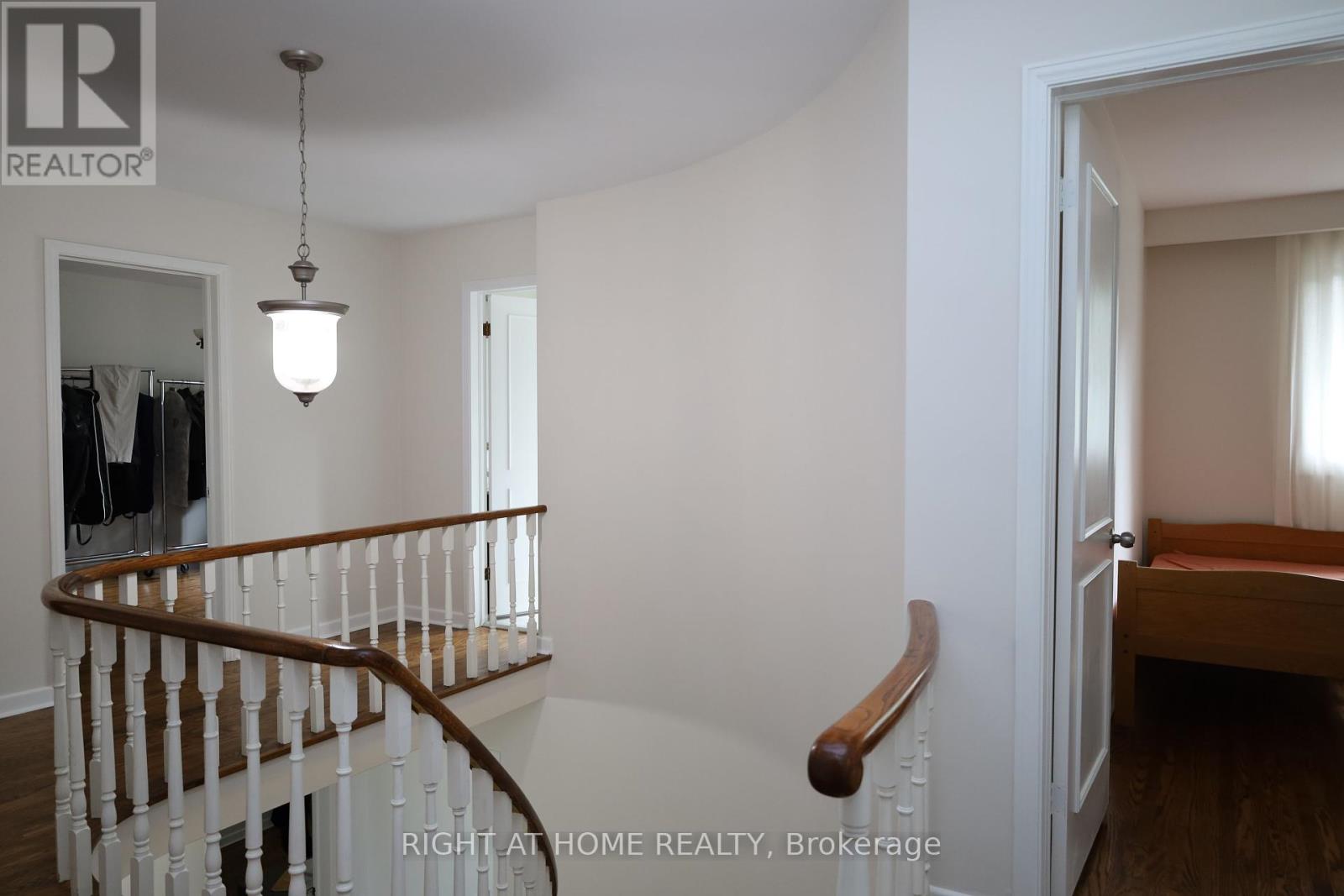 236 York Mills Road, Toronto, Ontario  M2L 1L1 - Photo 16 - C12015790