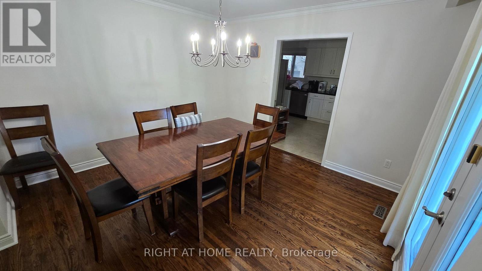 236 York Mills Road, Toronto, Ontario  M2L 1L1 - Photo 5 - C12015790