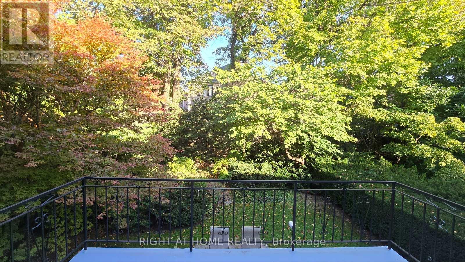 236 York Mills Road, Toronto, Ontario  M2L 1L1 - Photo 8 - C12015790