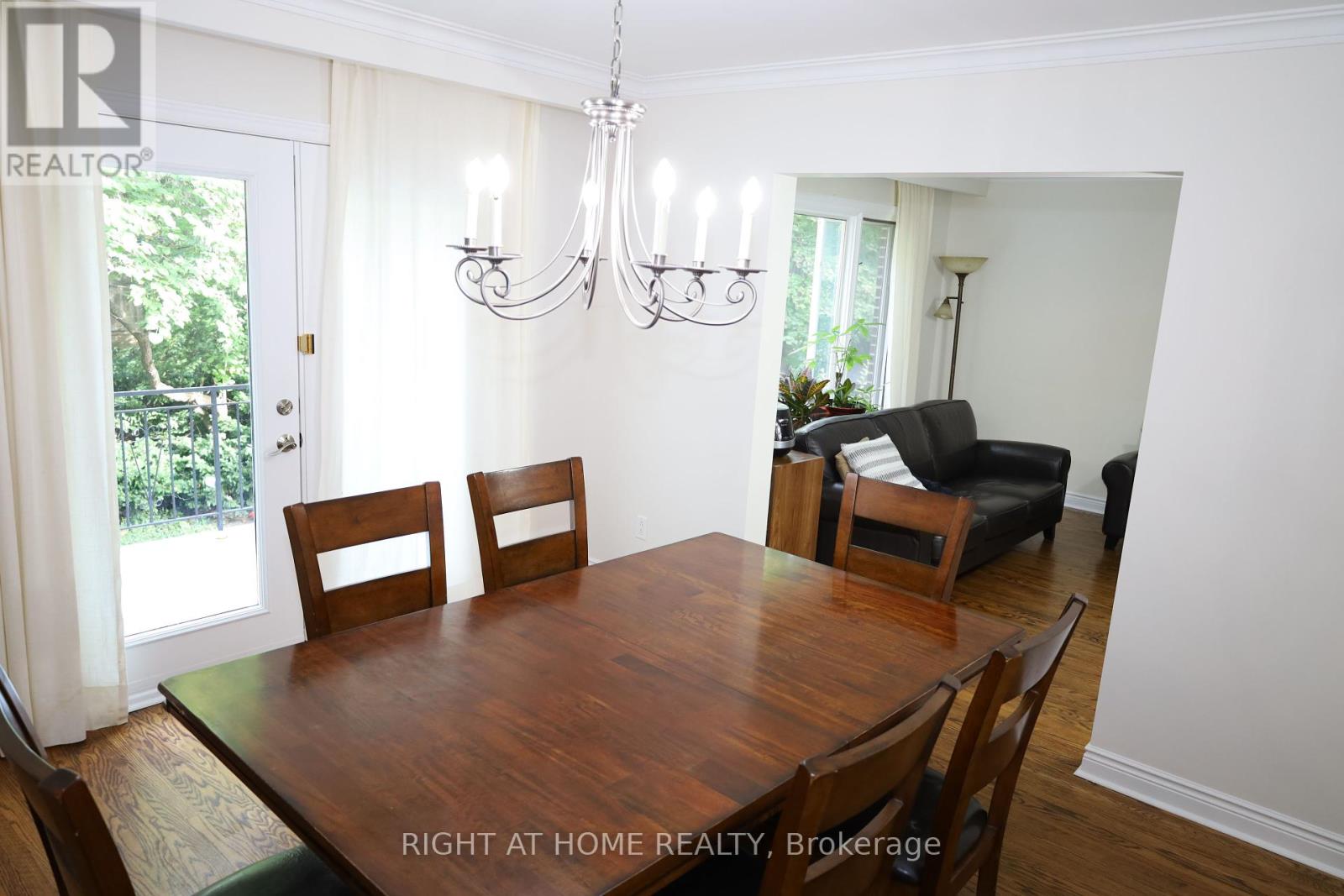 236 York Mills Road, Toronto, Ontario  M2L 1L1 - Photo 9 - C12015790