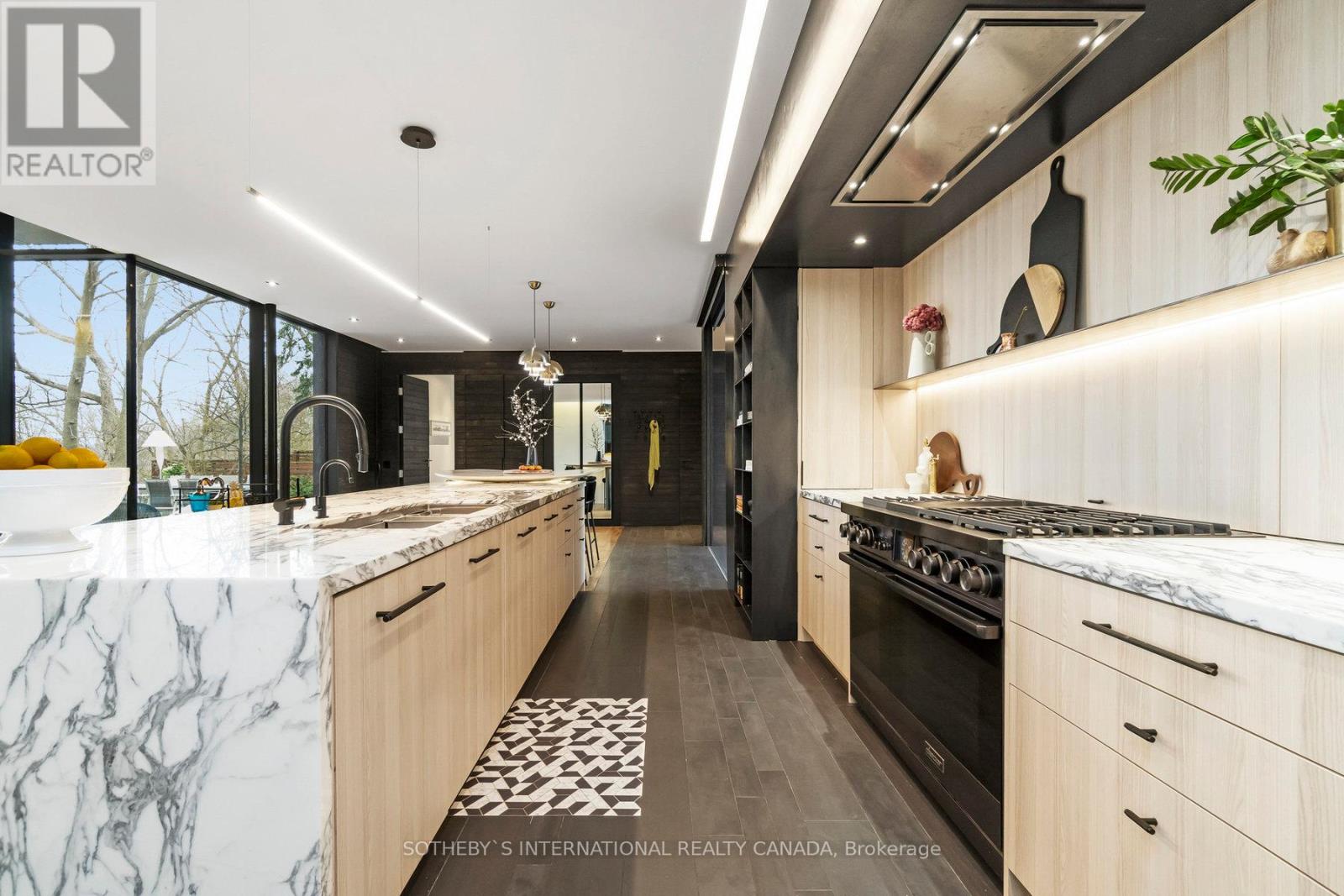 95 Riverview Drive, Toronto, Ontario  M4N 3C6 - Photo 12 - C12015809