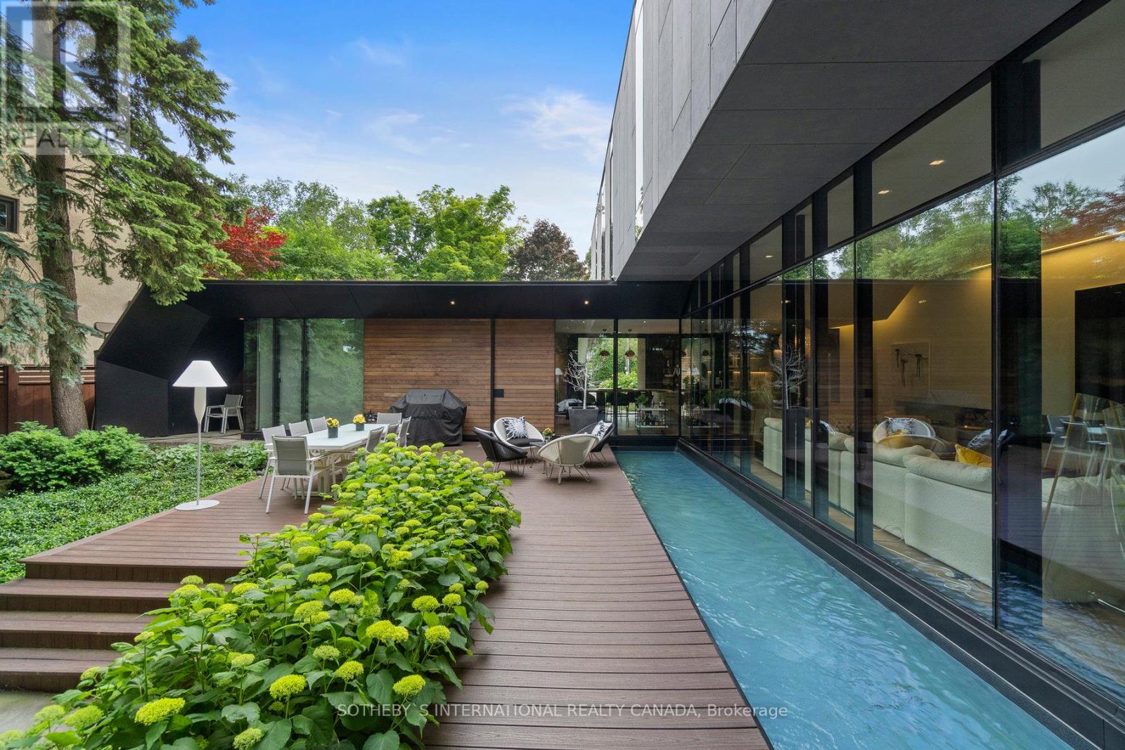 95 Riverview Drive, Toronto, Ontario  M4N 3C6 - Photo 37 - C12015809