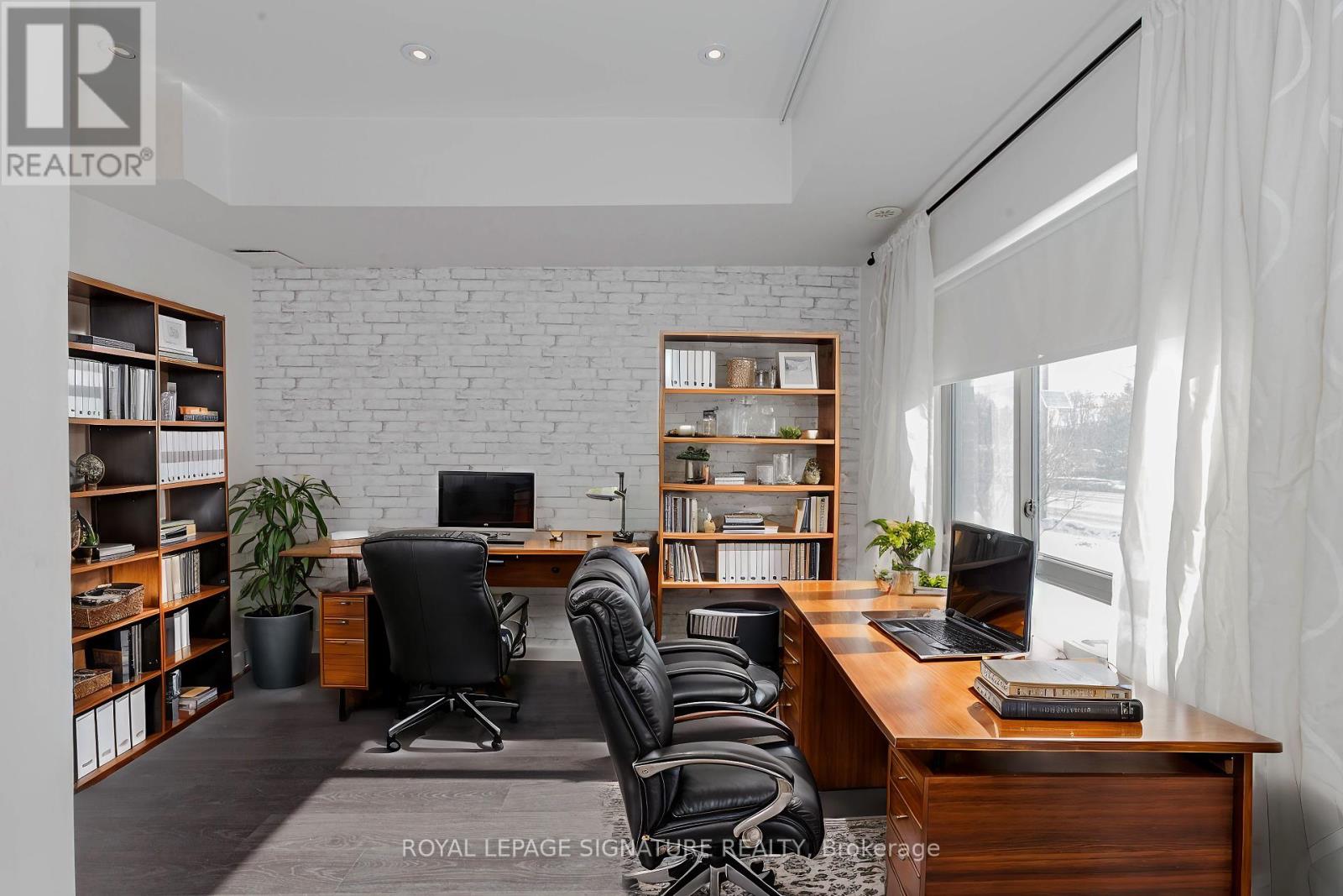 Property at 18 - 369 ESSA ROAD image 5
