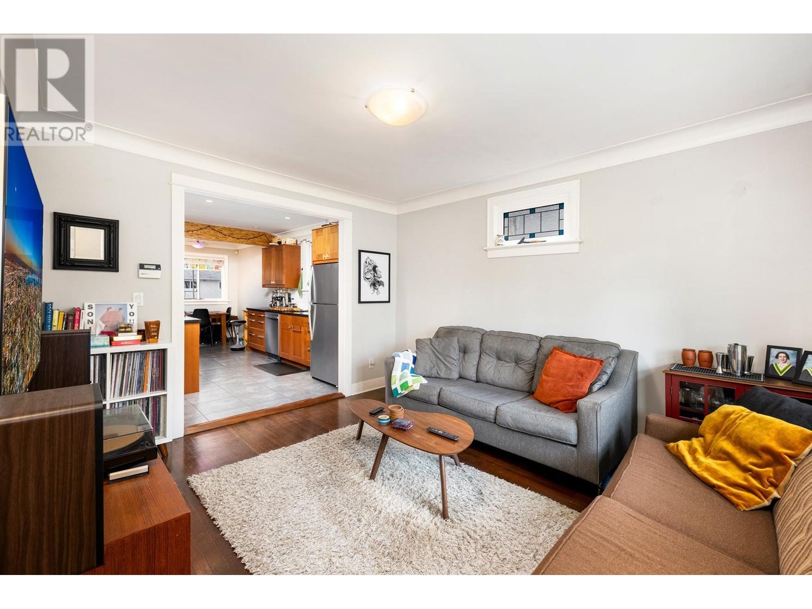 5287 Somerville Street, Vancouver, British Columbia  V5W 3H3 - Photo 4 - R2972193