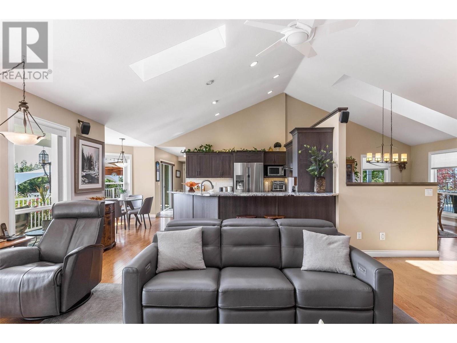 Property at 1409 Teasdale Road image 2