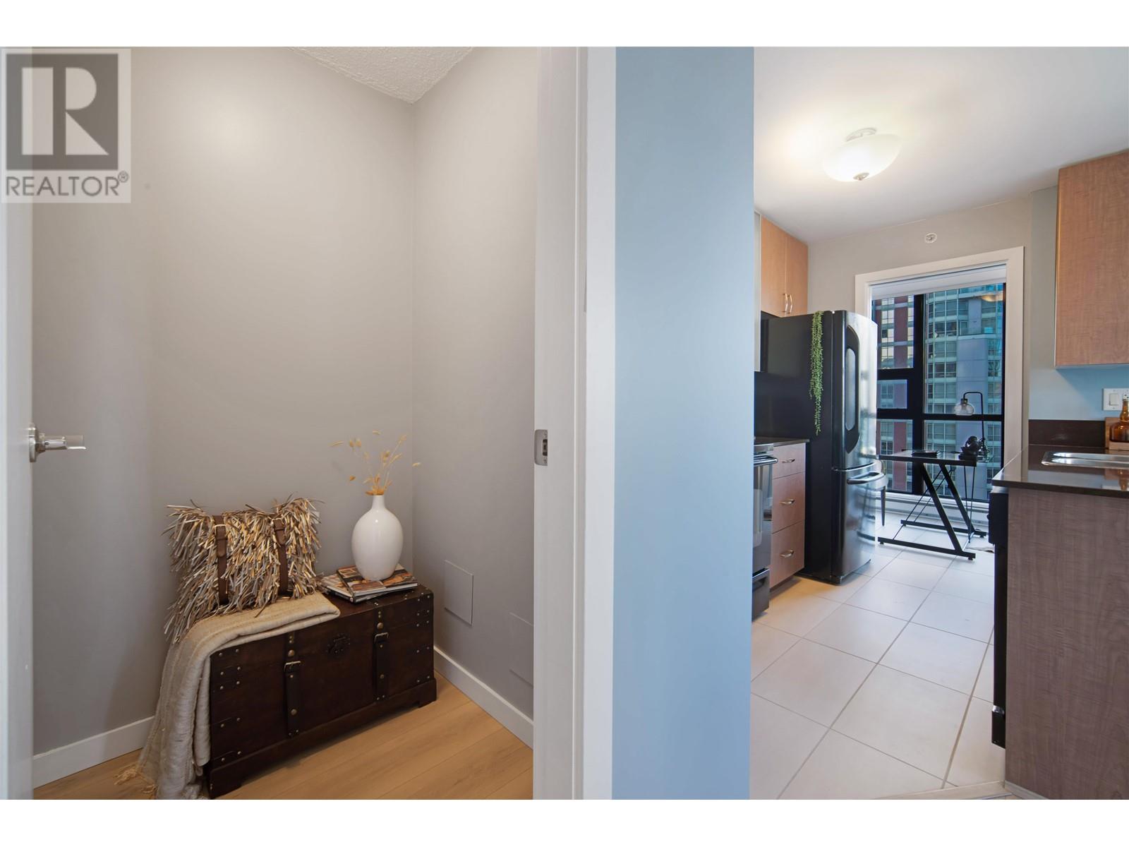 1802 909 Mainland Street, Vancouver, British Columbia  V6B 1S3 - Photo 12 - R2974854
