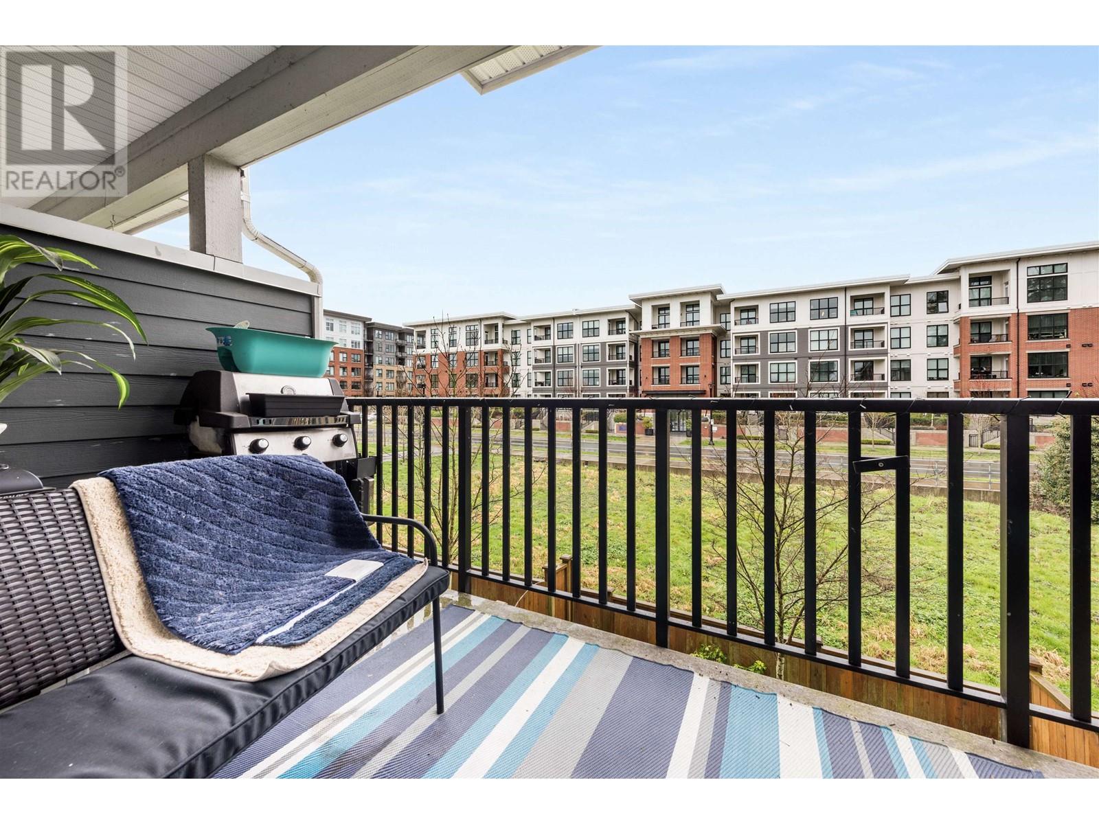 Listing Picture 26 of 28 : 2 9560 ALEXANDRA ROAD, Richmond / 烈治文 - 魯藝地產 Yvonne Lu Group - MLS Medallion Club Member