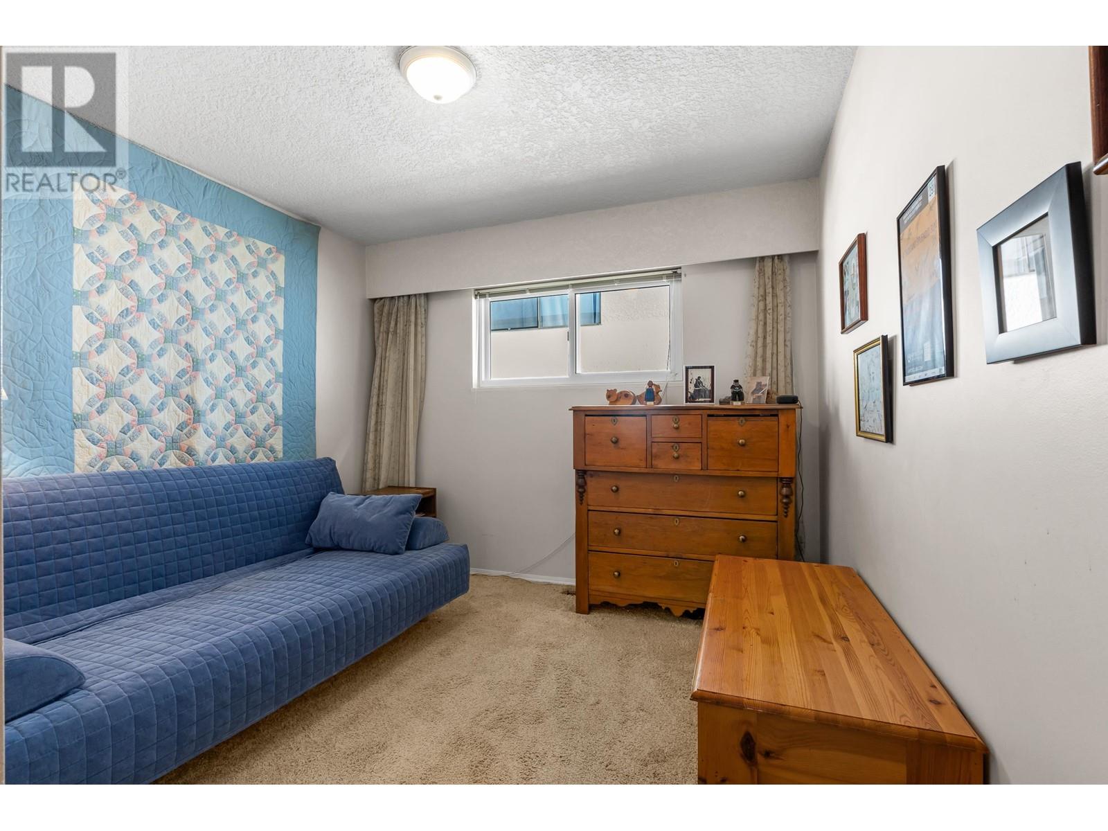 4862 Bessborough Drive, Burnaby, British Columbia  V5C 1L3 - Photo 11 - R2977168