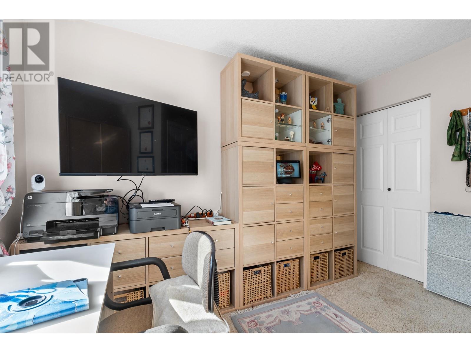 4862 Bessborough Drive, Burnaby, British Columbia  V5C 1L3 - Photo 14 - R2977168