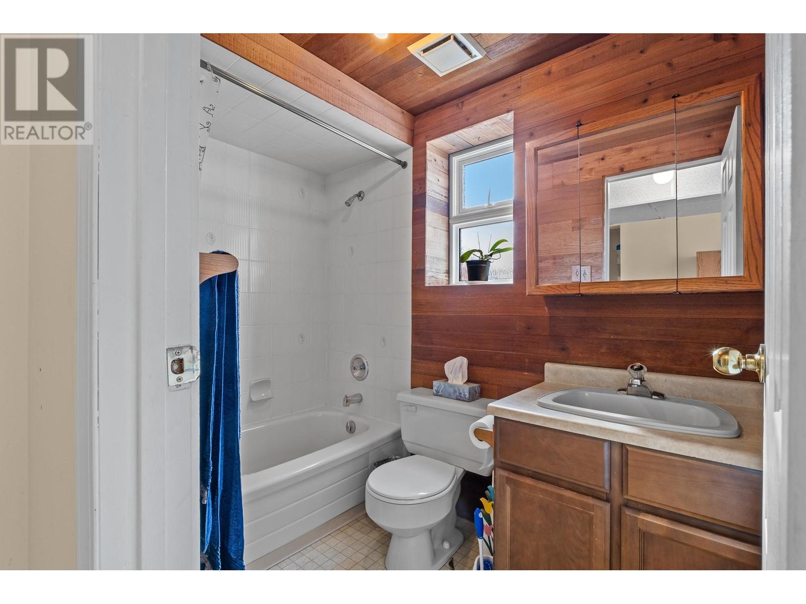 4862 Bessborough Drive, Burnaby, British Columbia  V5C 1L3 - Photo 28 - R2977168