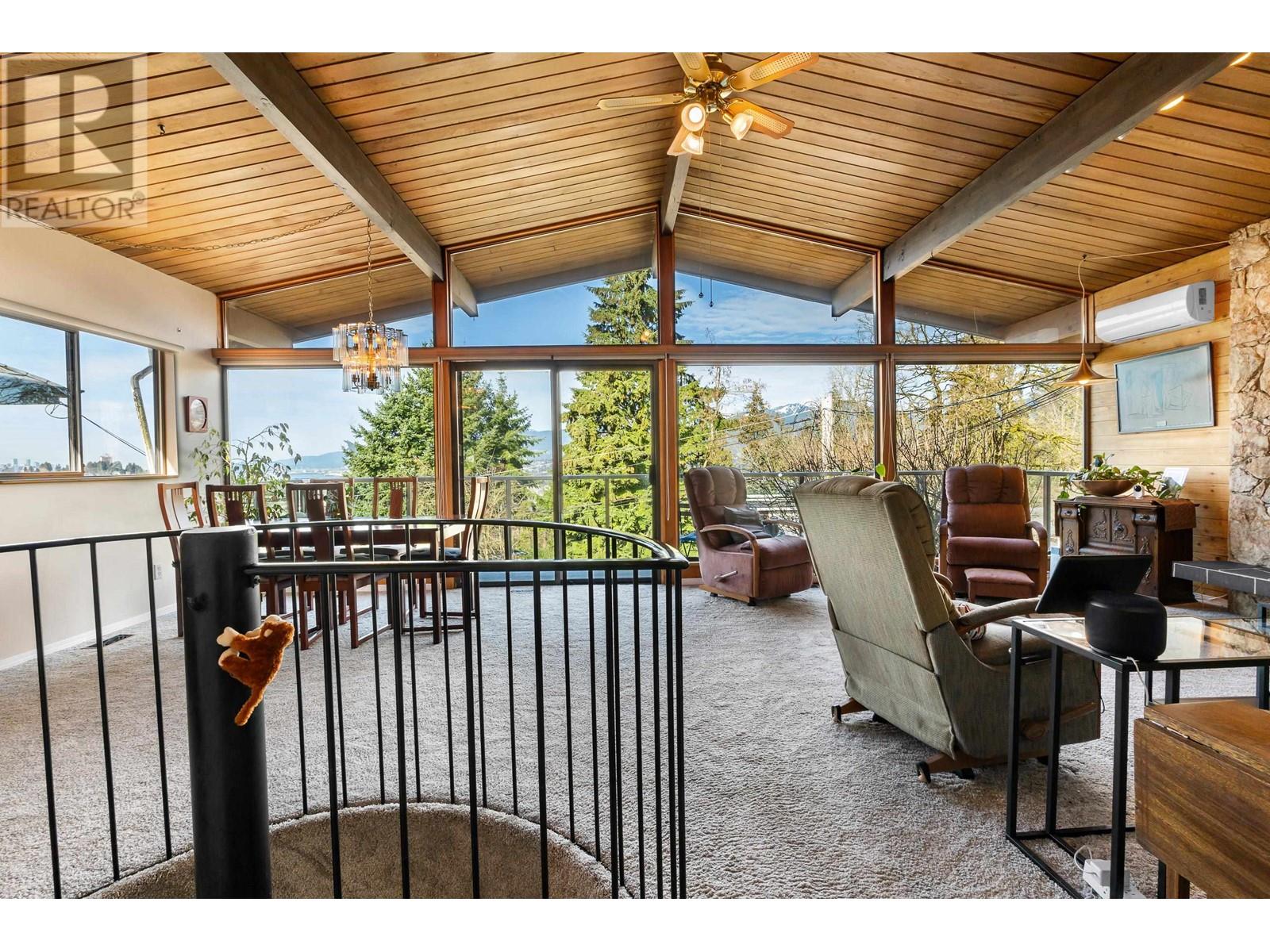 Property at 4862 BESSBOROUGH DRIVE image 4