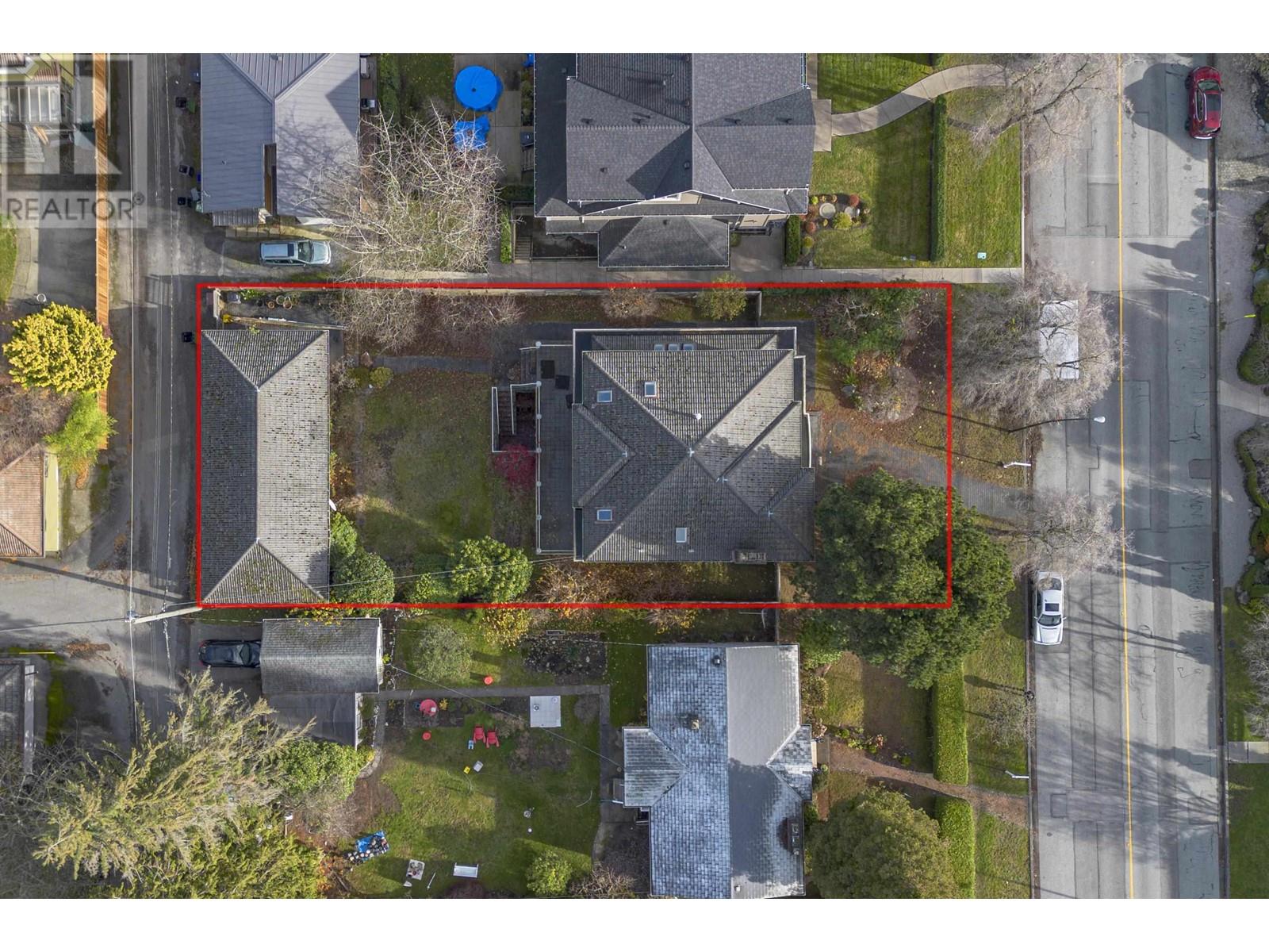 2123 W 57th Avenue, Vancouver, British Columbia  V6P 1V5 - Photo 2 - C8067448