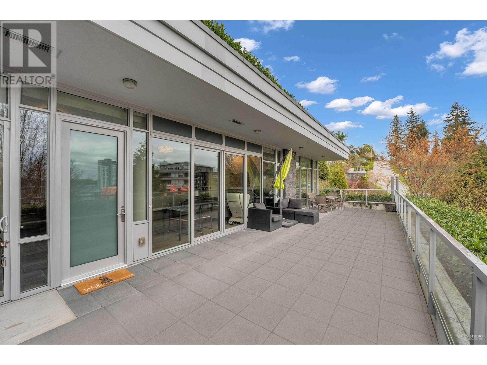 102 908 Keith Road, West Vancouver, British Columbia  V7T 1M3 - Photo 15 - R2977063