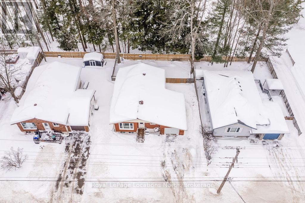350 Zoo Park Road, Wasaga Beach, Ontario  L9Z 1S7 - Photo 2 - S12015835