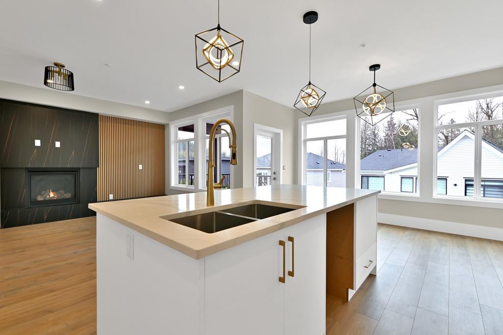 33980 Barker Court, Mission, British Columbia  V2V 6B2 - Photo 10 - R2976599
