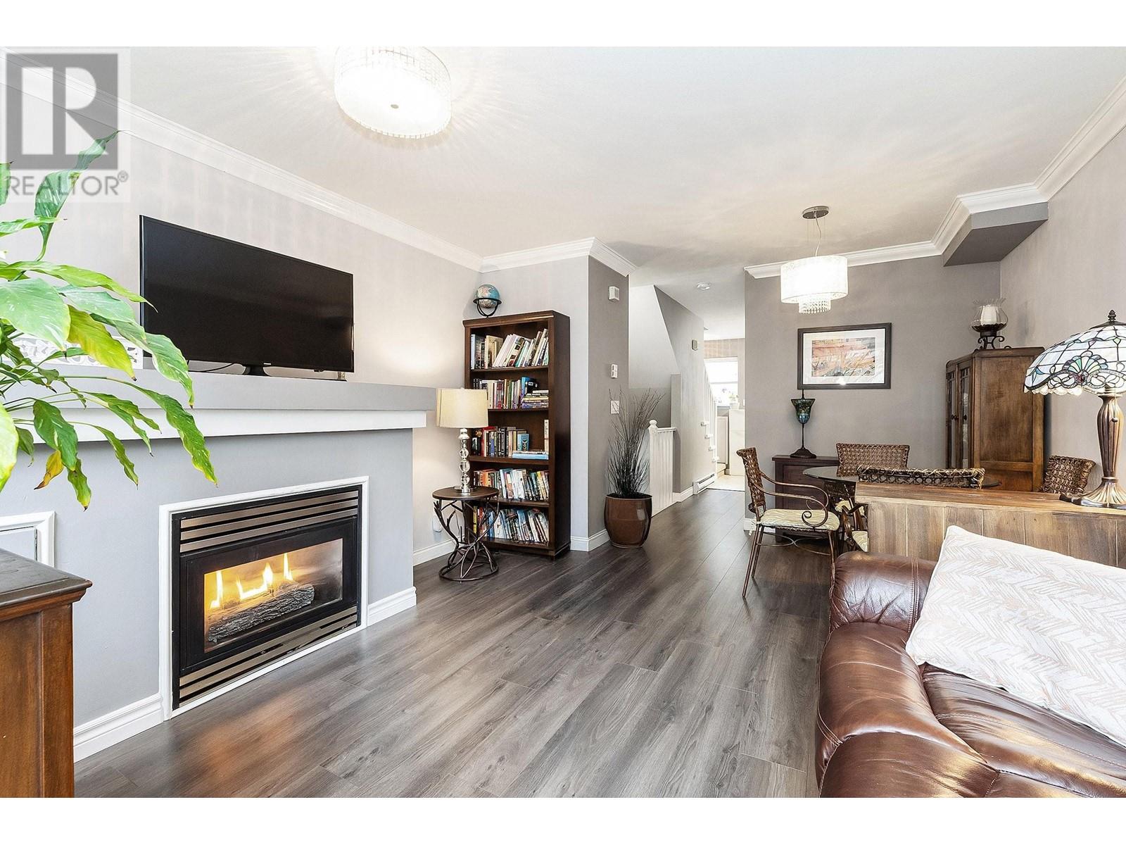 26 1561 Booth Avenue, Coquitlam, British Columbia  V3K 6Z9 - Photo 5 - R2976036