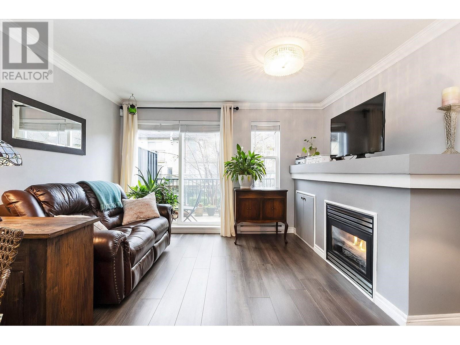 26 1561 Booth Avenue, Coquitlam, British Columbia  V3K 6Z9 - Photo 3 - R2976036