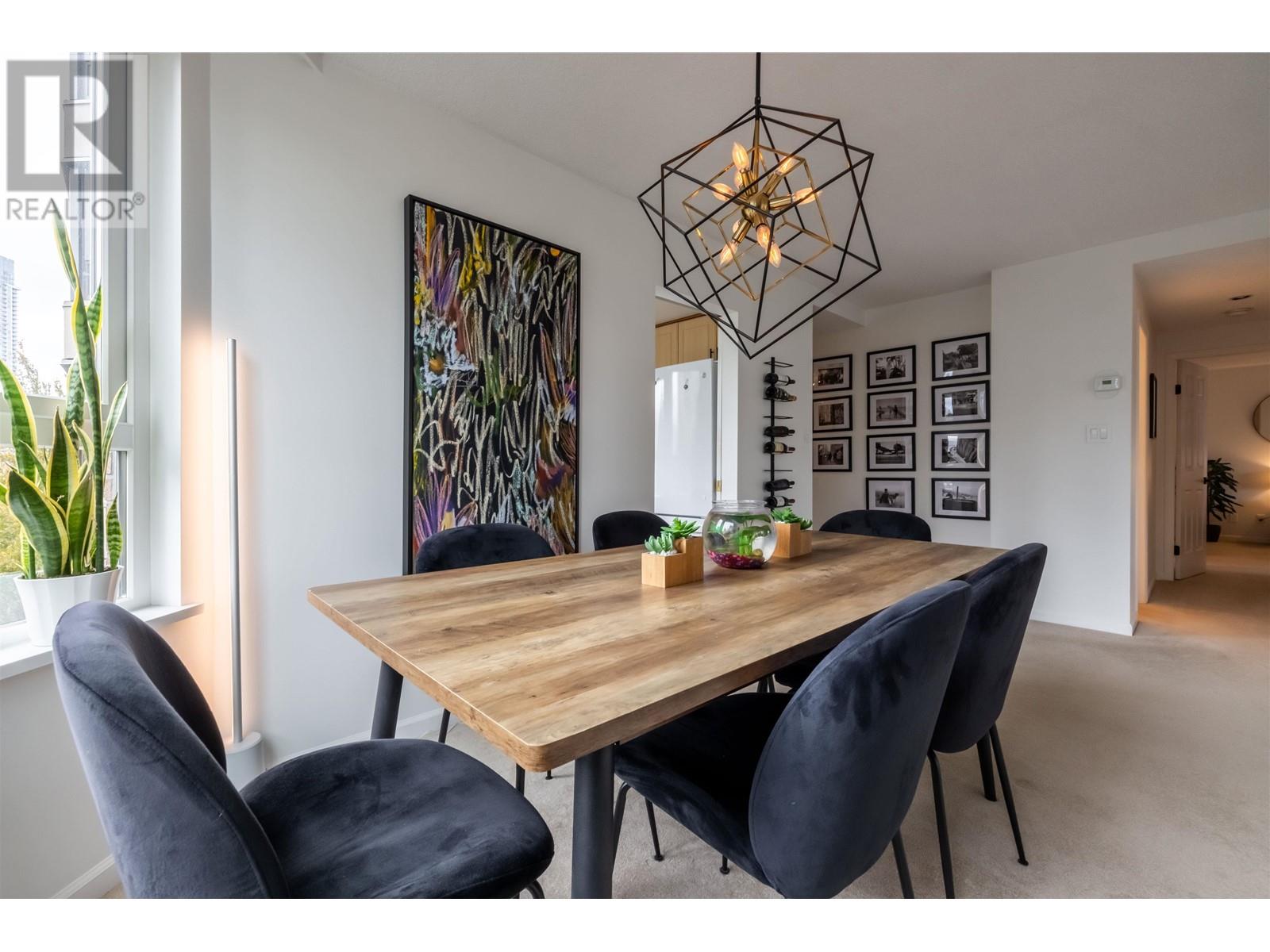 Listing Picture 10 of 40 : 802 6152 KATHLEEN AVENUE, Burnaby / 本拿比 - 魯藝地產 Yvonne Lu Group - MLS Medallion Club Member