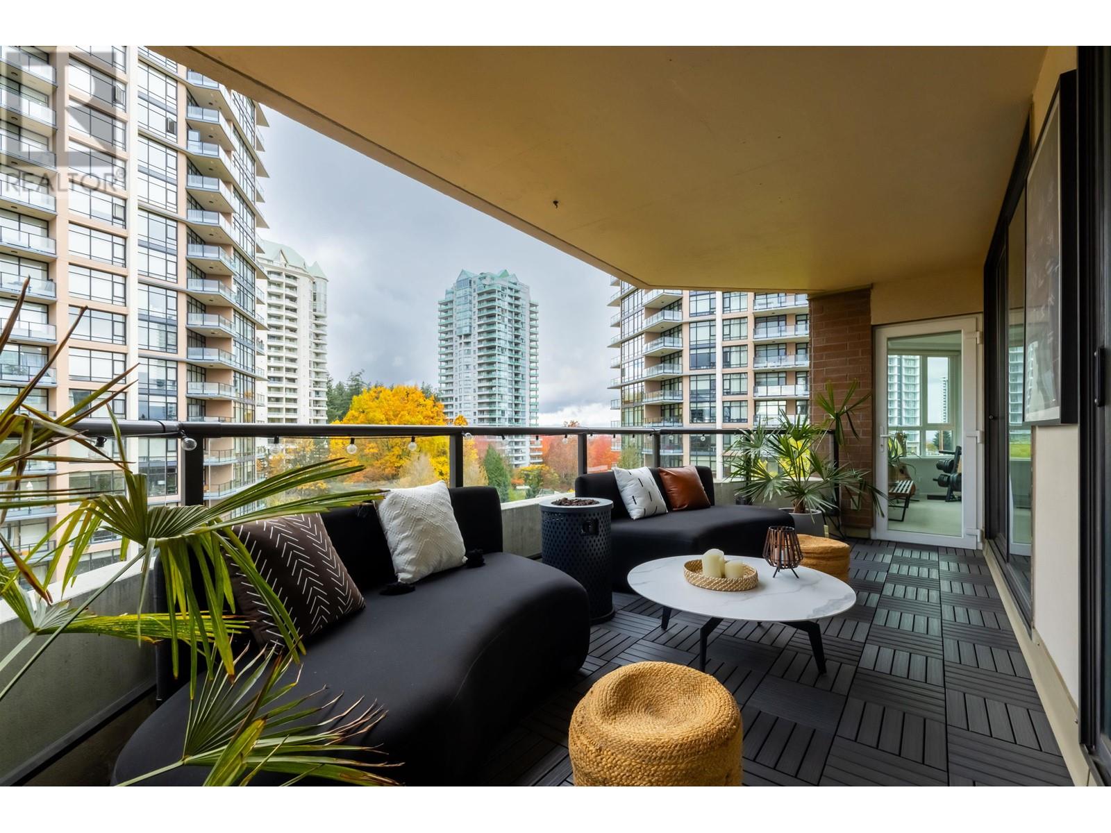Listing Picture 31 of 40 : 802 6152 KATHLEEN AVENUE, Burnaby / 本拿比 - 魯藝地產 Yvonne Lu Group - MLS Medallion Club Member