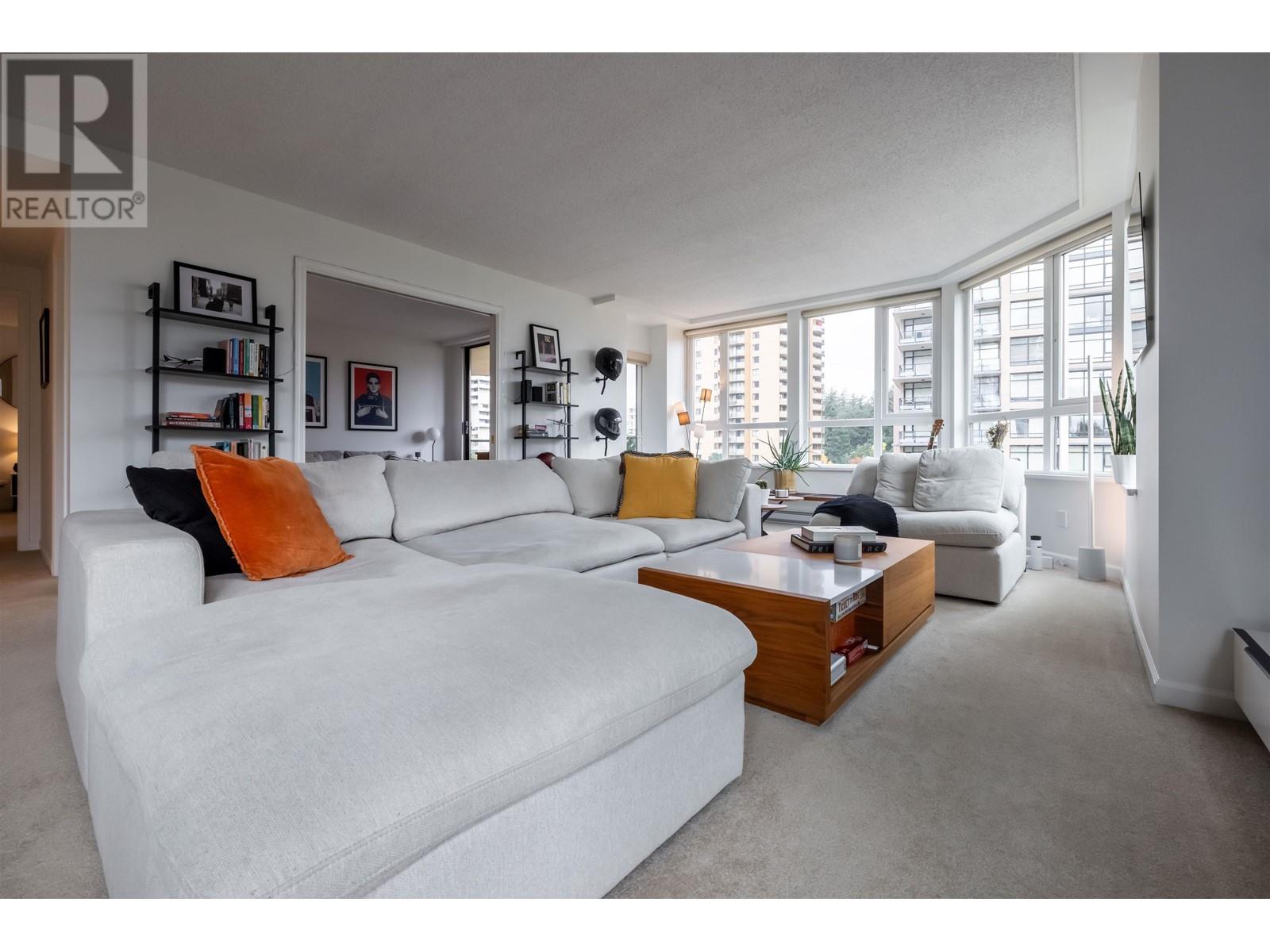 Listing Picture 5 of 40 : 802 6152 KATHLEEN AVENUE, Burnaby / 本拿比 - 魯藝地產 Yvonne Lu Group - MLS Medallion Club Member