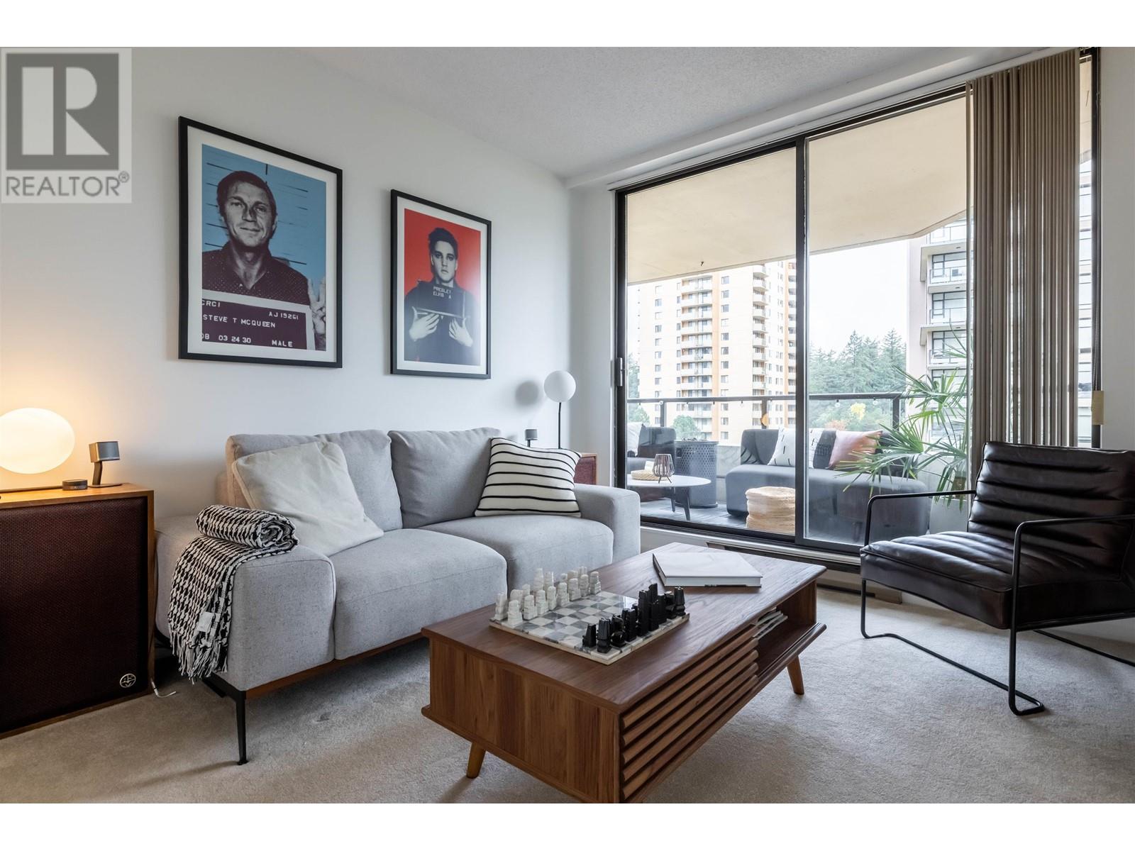 Listing Picture 17 of 40 : 802 6152 KATHLEEN AVENUE, Burnaby / 本拿比 - 魯藝地產 Yvonne Lu Group - MLS Medallion Club Member