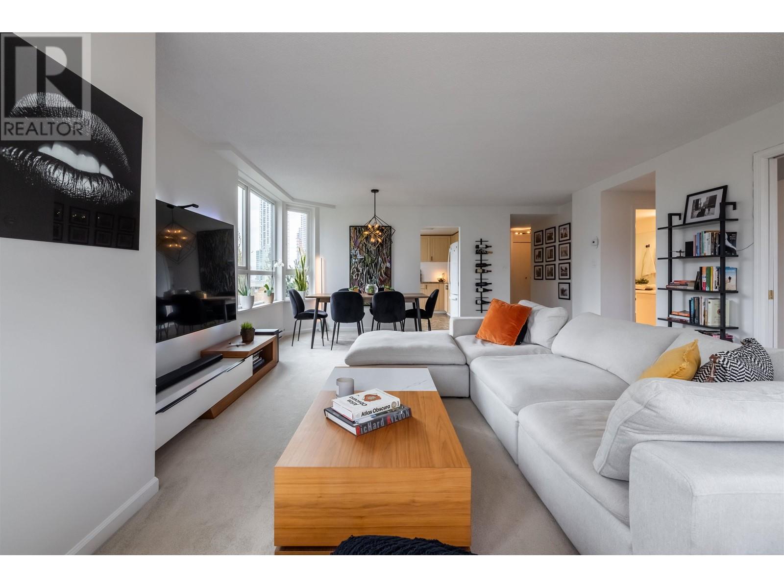 Listing Picture 4 of 40 : 802 6152 KATHLEEN AVENUE, Burnaby / 本拿比 - 魯藝地產 Yvonne Lu Group - MLS Medallion Club Member