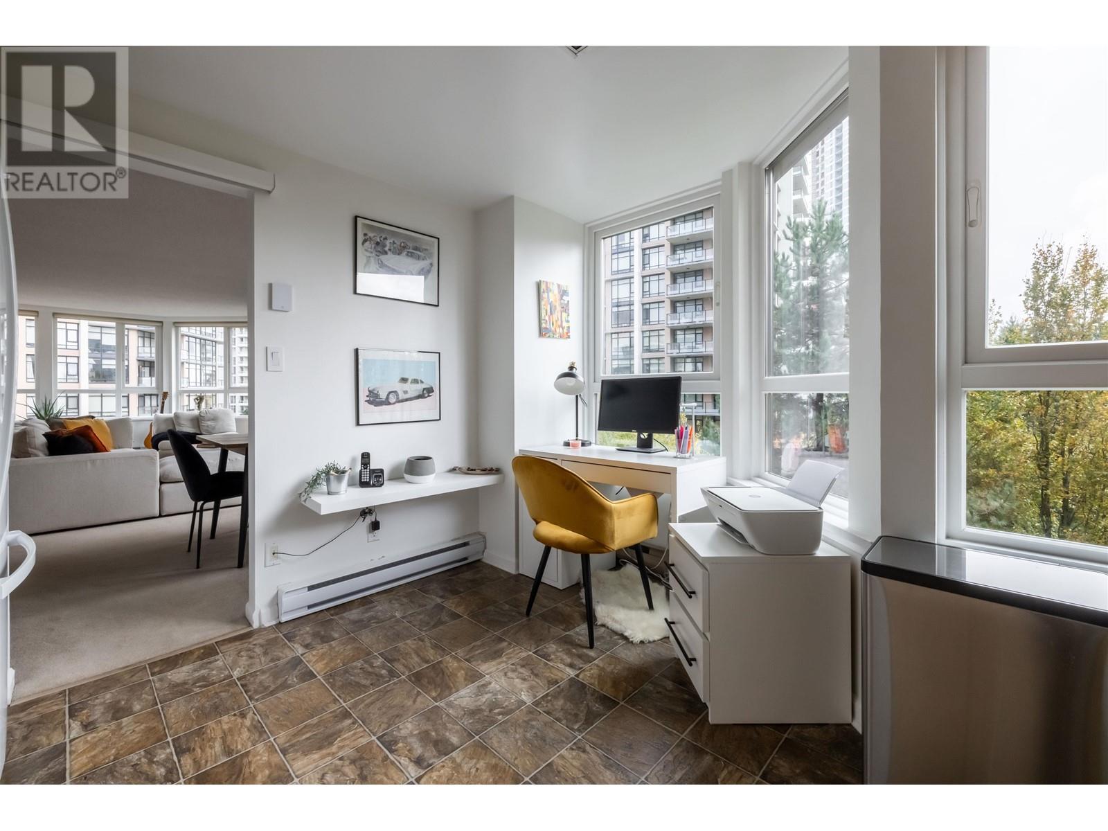 Listing Picture 15 of 40 : 802 6152 KATHLEEN AVENUE, Burnaby / 本拿比 - 魯藝地產 Yvonne Lu Group - MLS Medallion Club Member