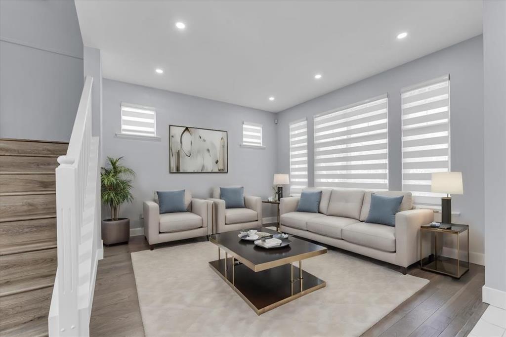 Property at 14852 58 AVENUE image 2