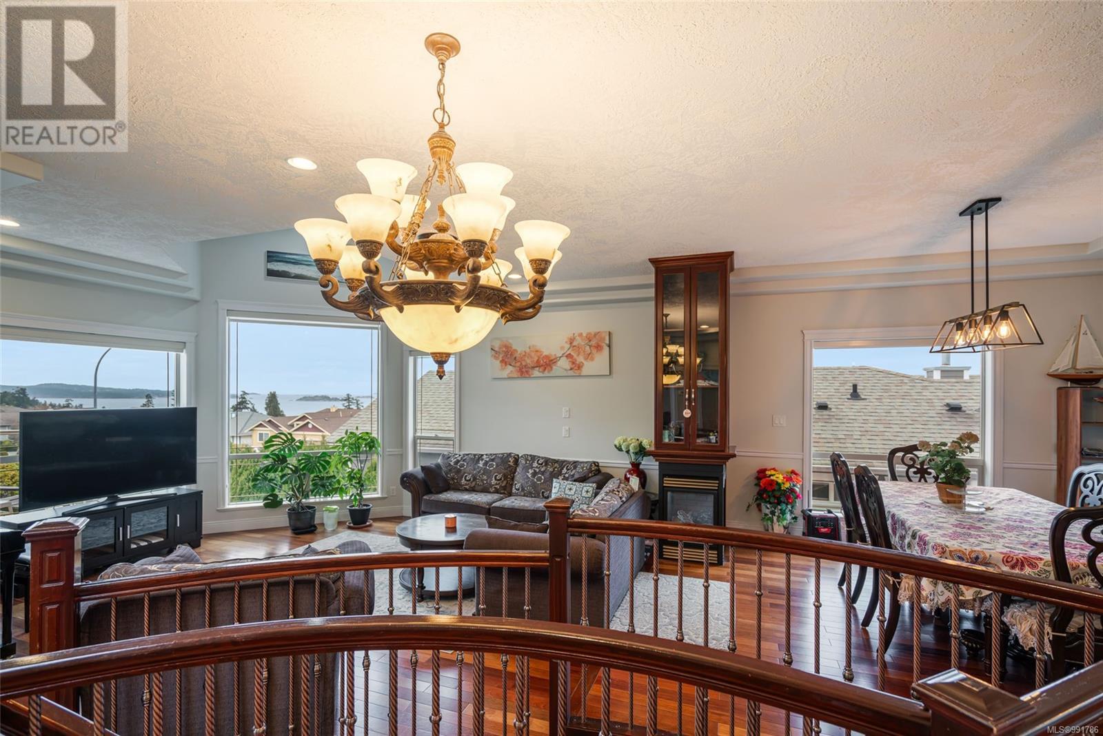 Property at 6448 Peregrine Rd image 3