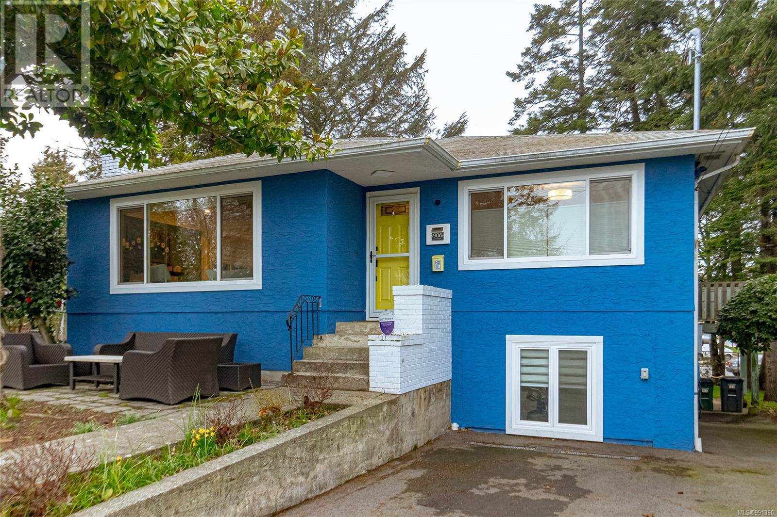 Property at 906 McAdoo Pl image 1