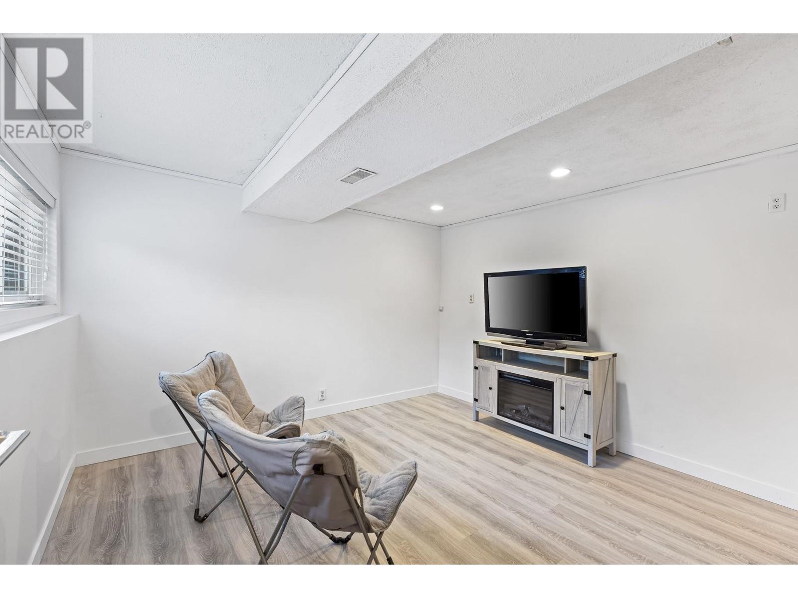 301 Cardiff Way, Port Moody, British Columbia  V3H 3W4 - Photo 25 - R2965164