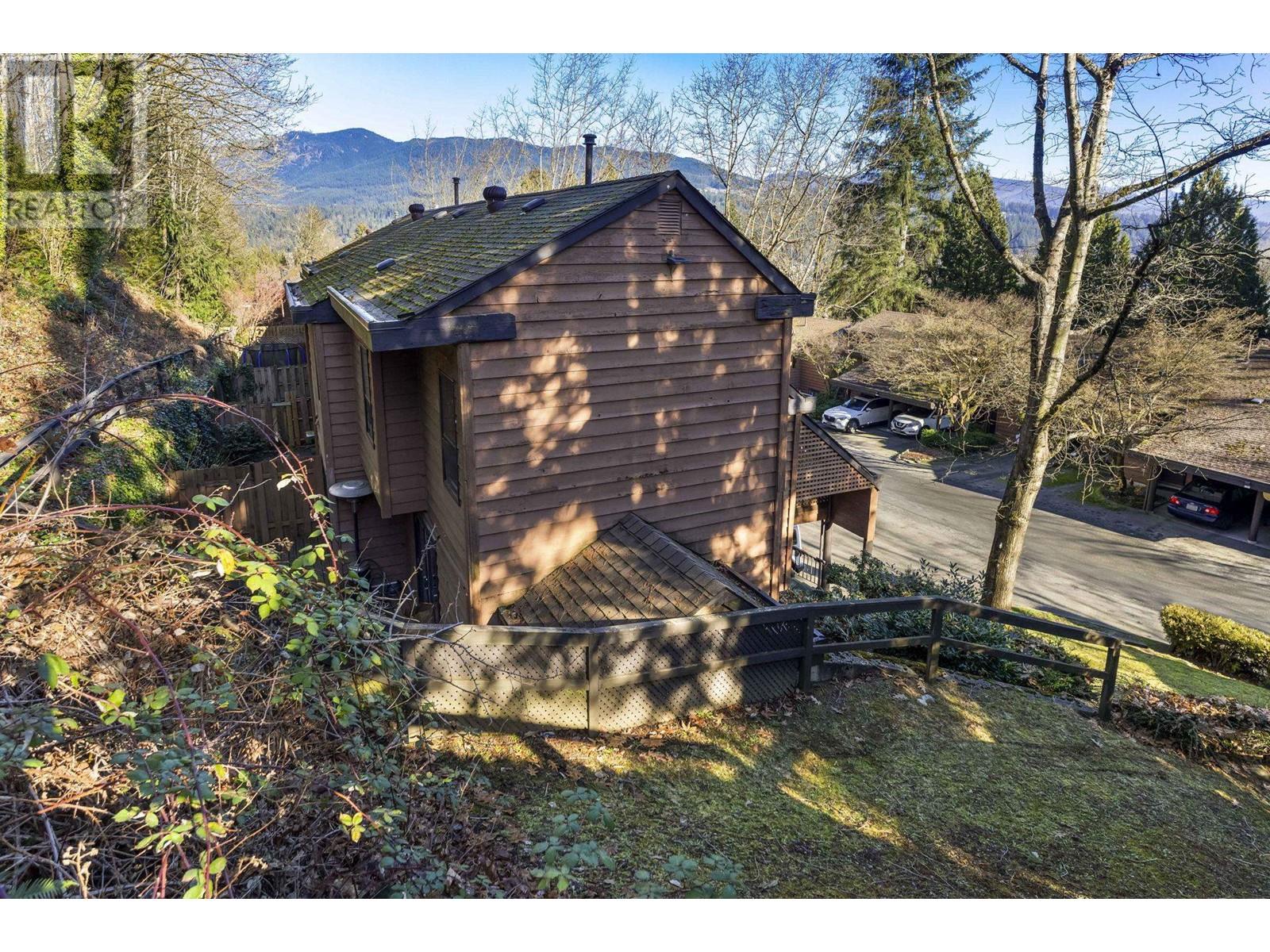 301 Cardiff Way, Port Moody, British Columbia  V3H 3W4 - Photo 36 - R2965164