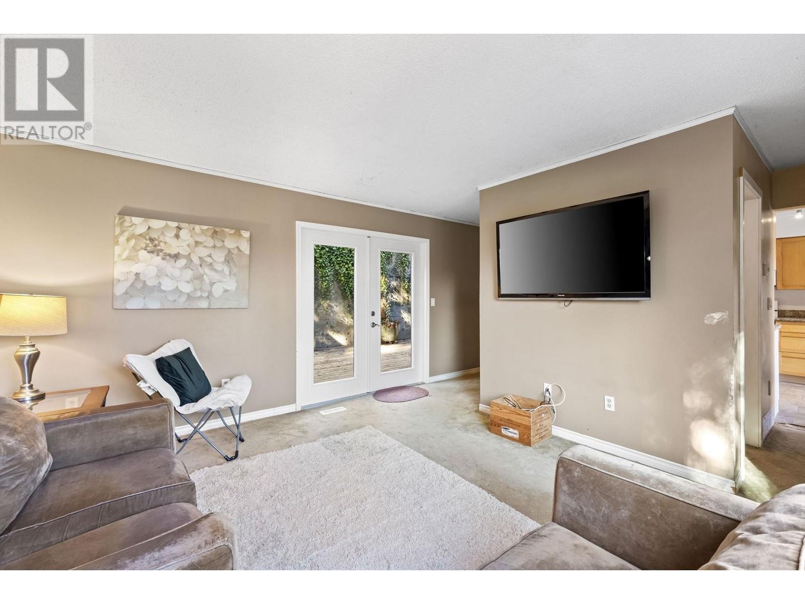 301 Cardiff Way, Port Moody, British Columbia  V3H 3W4 - Photo 5 - R2965164