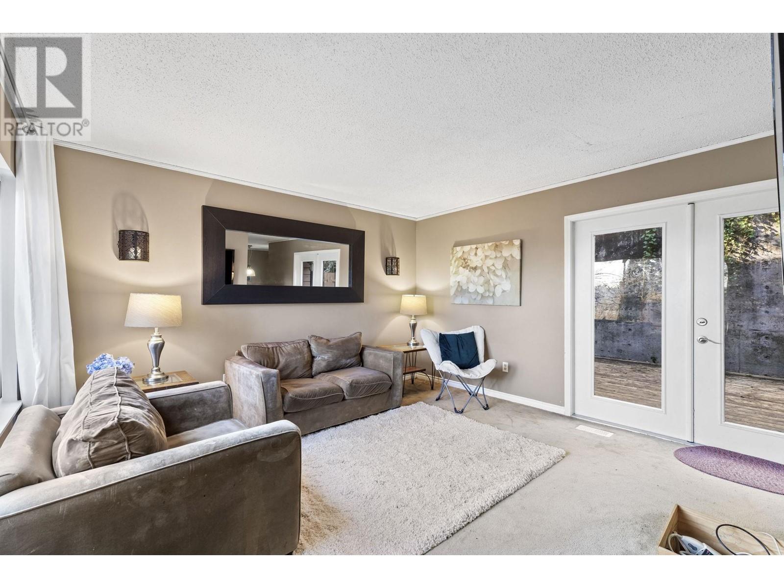 301 Cardiff Way, Port Moody, British Columbia  V3H 3W4 - Photo 3 - R2965164