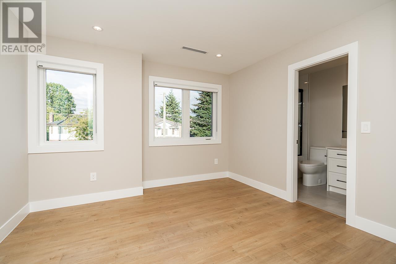 7531 Mary Avenue, Burnaby, British Columbia  V3N 3G4 - Photo 14 - R2976840