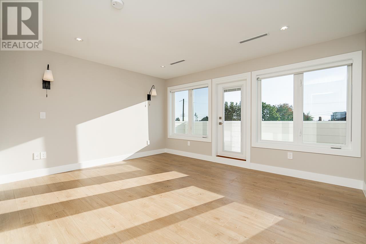 7531 Mary Avenue, Burnaby, British Columbia  V3N 3G4 - Photo 9 - R2976840